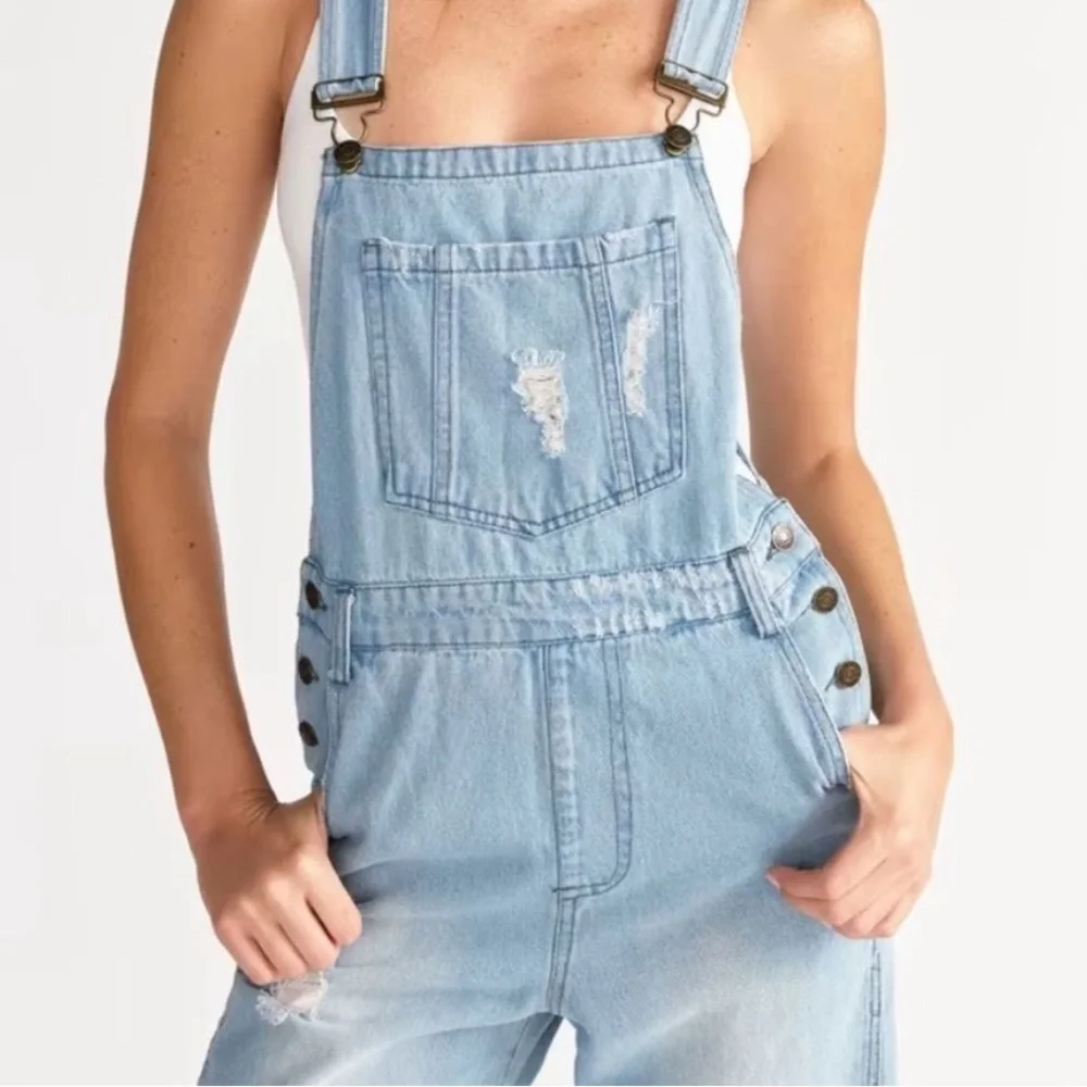 Aaron & Amber Flare Leg Frayed Hem Denim Overall Size Small light washed flared - Picture 2 of 5